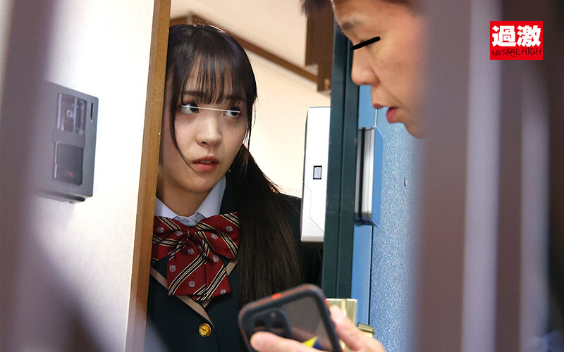 「うちの子やっちゃってよ。」性悪義母の野蛮な悪友に真昼間の自宅で中出しされた生意気娘 15枚目