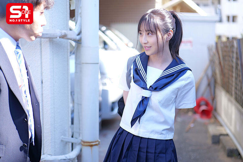 この女子学生、純粋そうに見えて中年教師に恋し、痴●師(他人)にも即沼る。 新木希空 12枚目