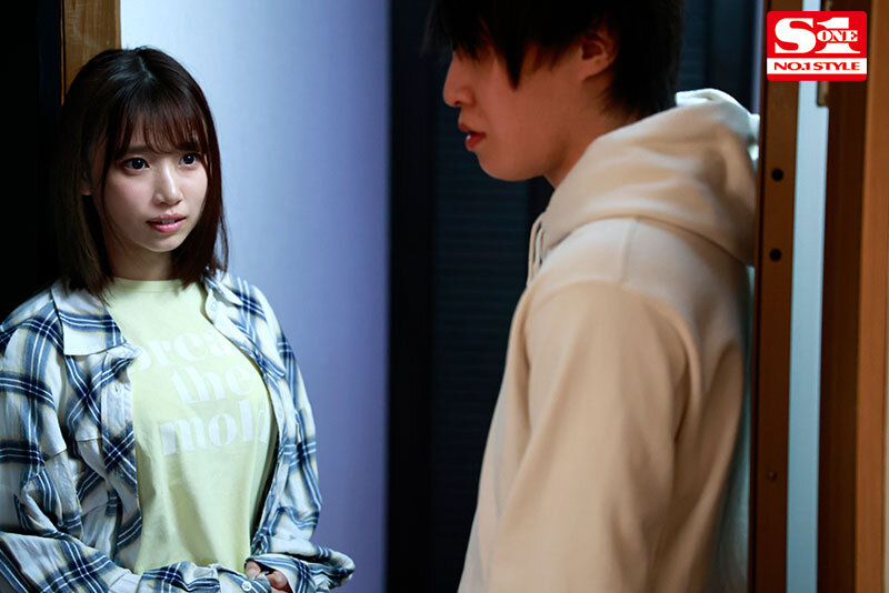 Gカップ同級生2人組が僕の家で勉強合宿!休憩の度にエロいことが! 安達夕莉 宇野みれい 4枚目