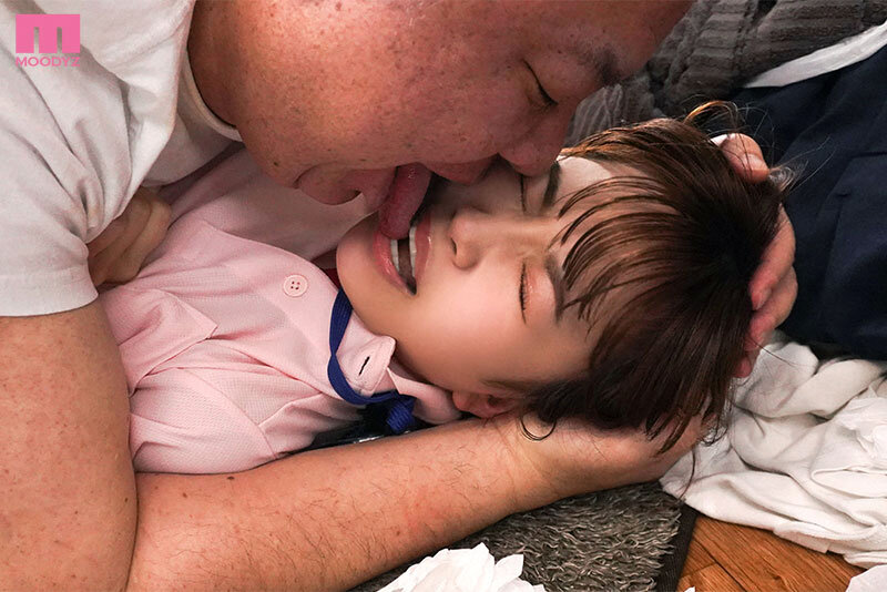 ゴミ部屋に住む引きこもりコドおじが自立支援してくれるボランティア女子大生に恋をした…告白・拒否・襲撃・監禁レ×プ中出し同棲生活 天宮花南 3枚目