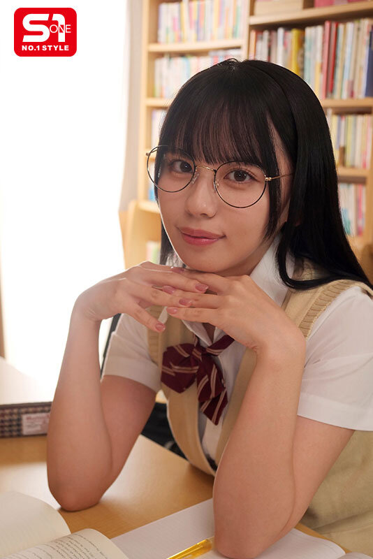 清楚な一個下の後輩にある日、突然告白されて… それから3年で優秀な肉オナホに改造してやったww 渚あいり 6枚目