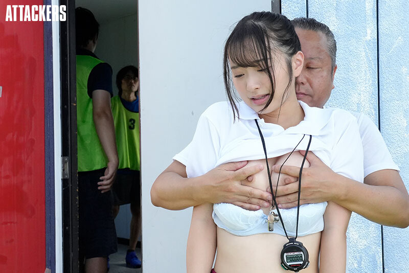 サッカー部の女子マネージャーは毎日、顧問教師の性処理をさせられています。 花守夏歩 6枚目